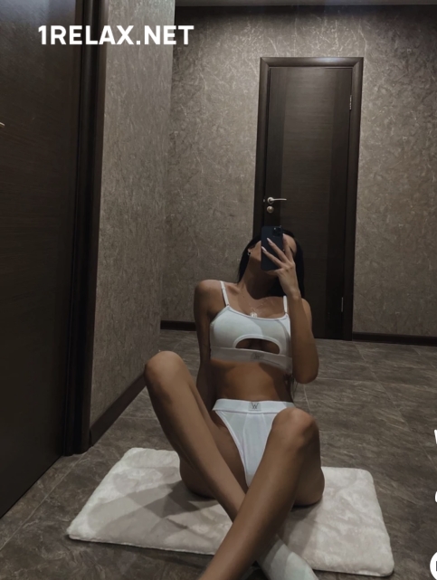 Девушка массажистка Мия, салон Мия фото №3