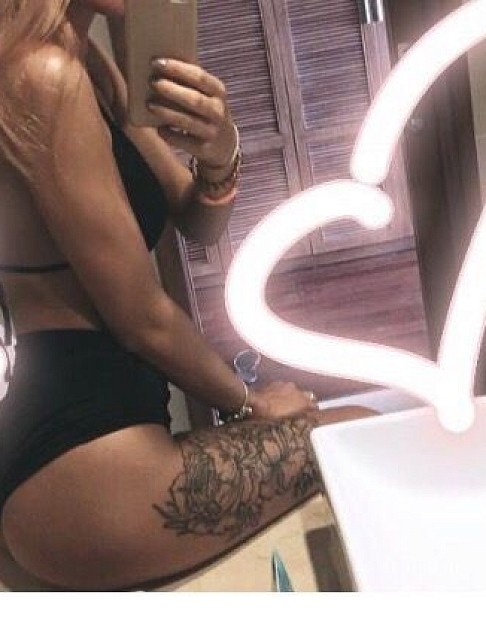 Девушка массажистка Анна, салон Venezia